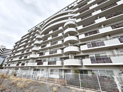 【外観】 | 光明池アーバンライフ | 現地周辺の環境や、駅までの道のりなど周辺環境も合わせてご確認いただき、ぜひご検討ください！