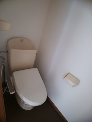 【トイレ】 | ウィスティリアＢ | 清潔感のあるトイレです