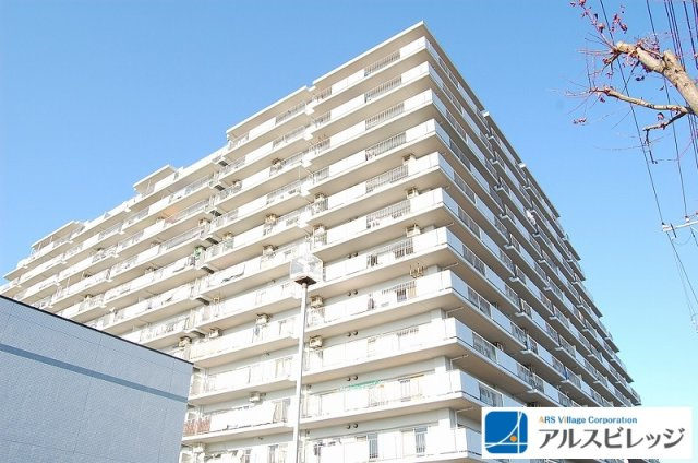 コスモ志木の外観|南西向きの為、陽当たり・通風良好です