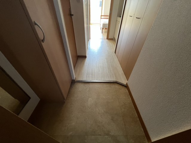 AXIS桜通内山の玄関