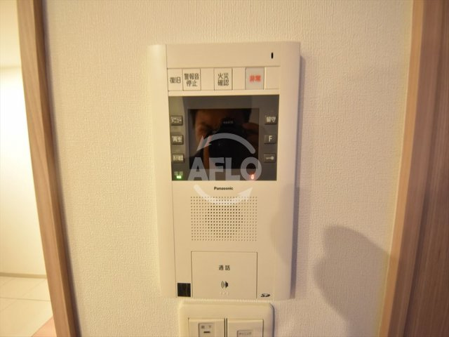 ロジュマンタワー梅田　扇町小学校区のセキュリティ|ロジュマンタワー梅田　モニター付きインターホン