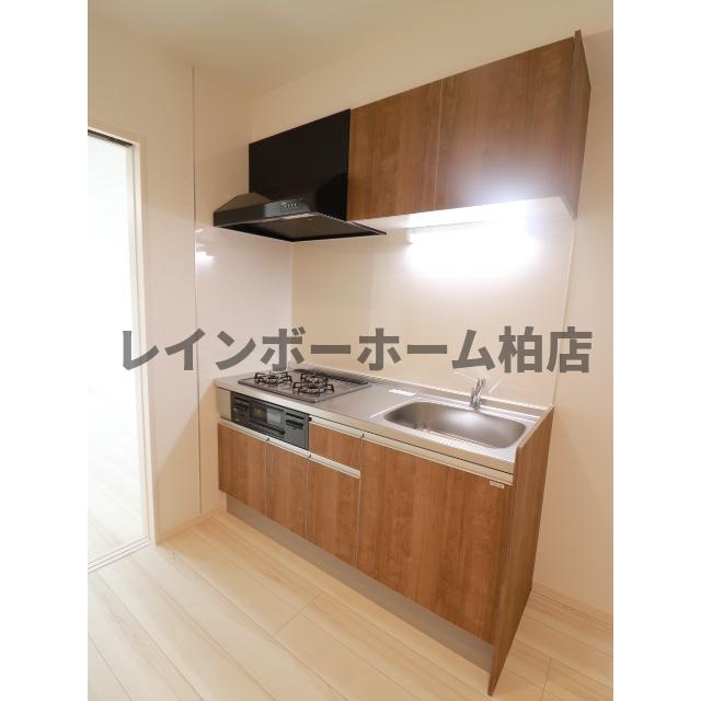 【仲介手数料：50％OFF】対象物件！のキッチン|コンパクトなキッチンで掃除もラクラク
