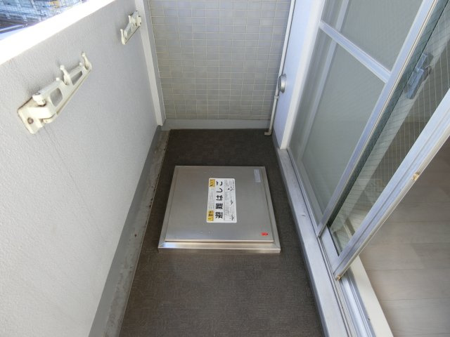 ユーコート新丸子のバルコニー|他のお部屋の参考写真となります。