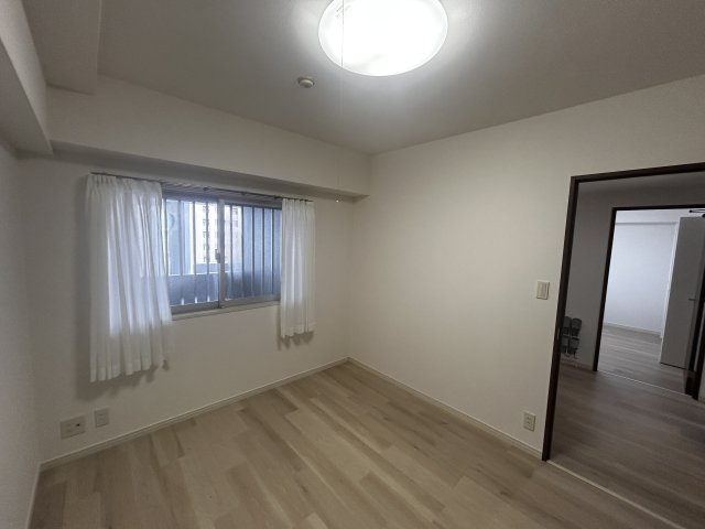 ライオンズステージ浦添弐番館の洋室
