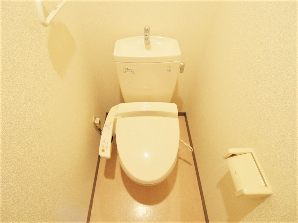セレブ洋のトイレ|※写真は別部屋の物です