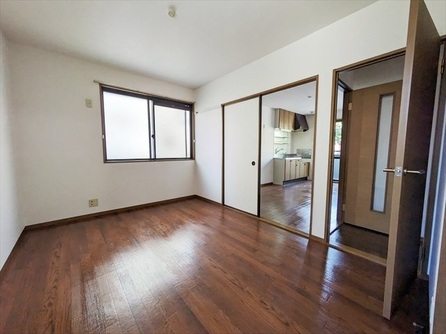 ロジェール芦屋の居間・リビング