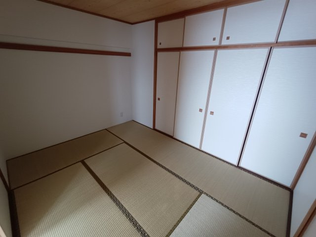 ポリフォニーSUGAの和室