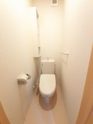 インフィニティ　Ⅰのトイレ|落ち着いたトイレです