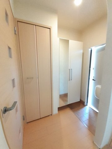 インフィニティ　Ⅰの玄関|ゆったりとした玄関です