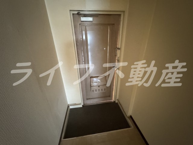 ベルハイム俊徳道の玄関|シンプルで使いやすい玄関です