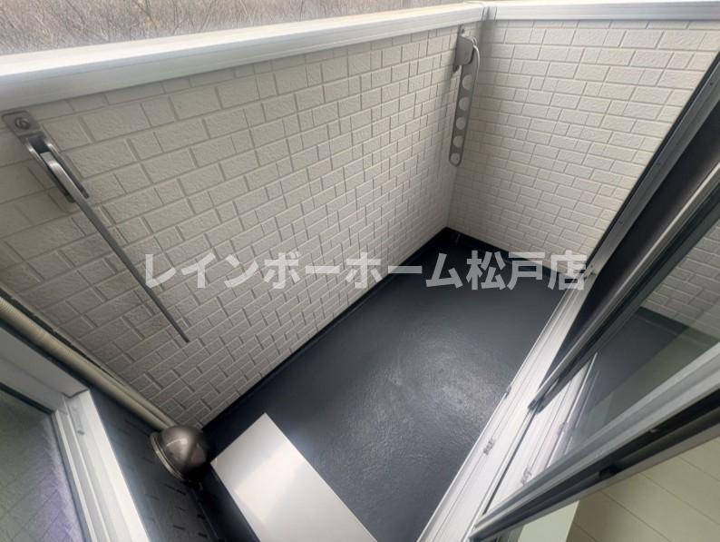 柏市北柏５丁目のアパートのバルコニー|バルコニーからの眺めを楽しみながら食事をしませんか