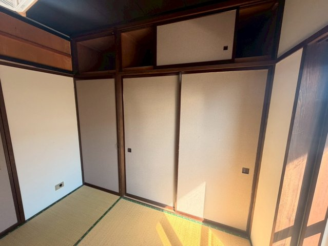 柏崎市西本町３丁目の賃貸マンションの和室
