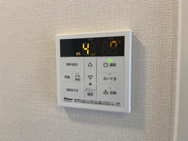 ルミナスカーサ 長嶺東の設備|建具等の色・仕様は相違がございます（イメージ）