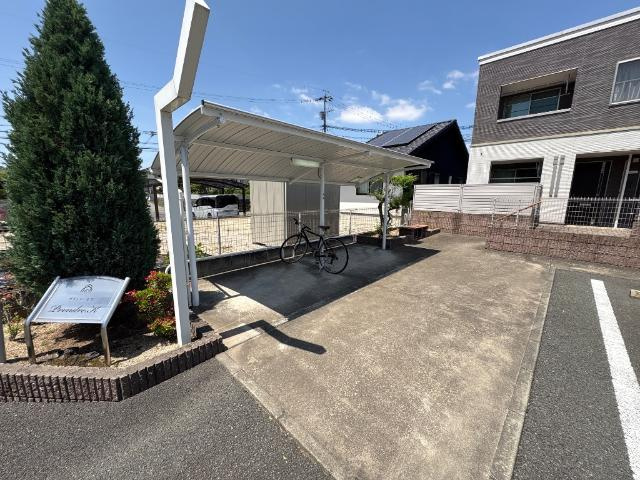 熊本市東区小山２丁目のアパートの外観|外観写真（昼）