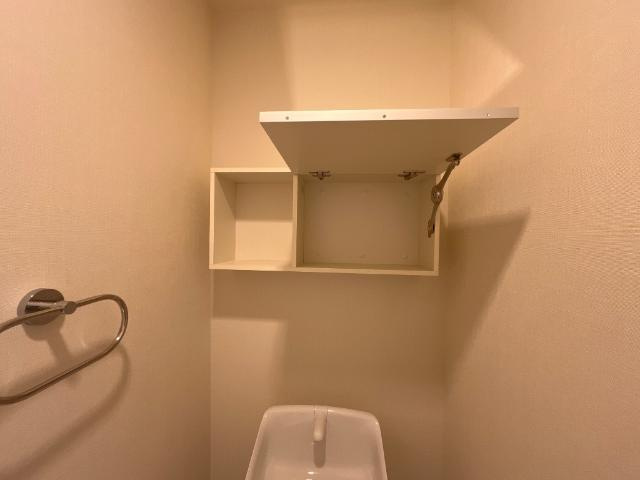 アジュールのトイレ|トイレ収納