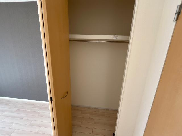 アジュールの収納|洋室クローゼット