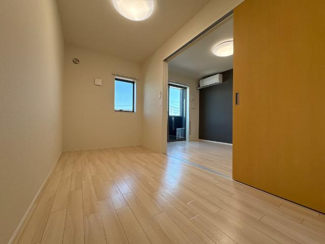 熊本市東区下南部１丁目のアパートの内装|洋室