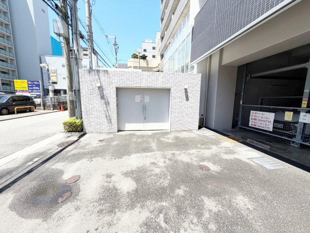 エストーネ江坂のその他