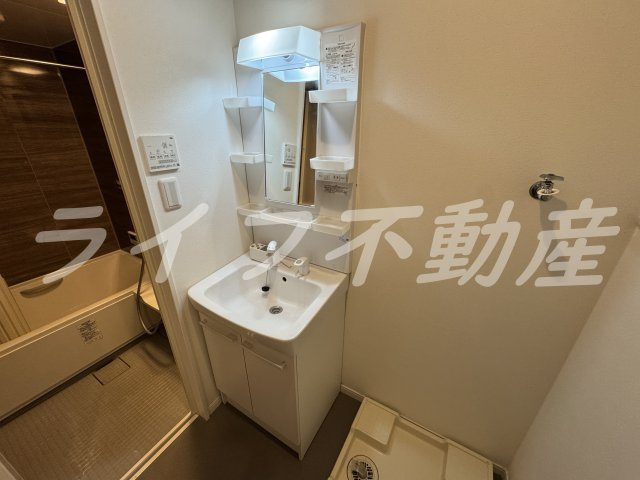 リビングライフ長瀬の独立洗面台|独立洗面台で身支度をすべて済ませてしまいましょう