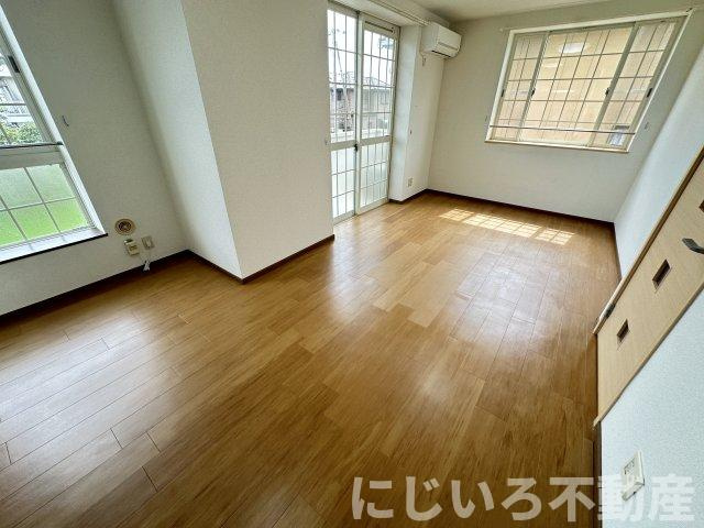 フォンテーヌBの居間・リビング