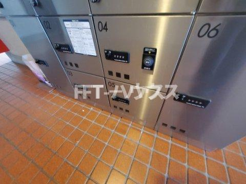 キャピタルステイの玄関