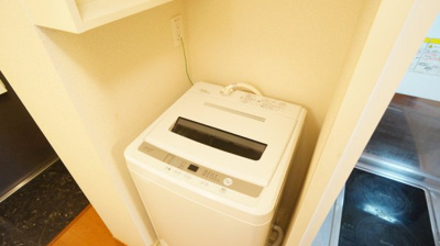 【設備】 | レオパレスエスト | 便利な室内洗濯機置き場♪