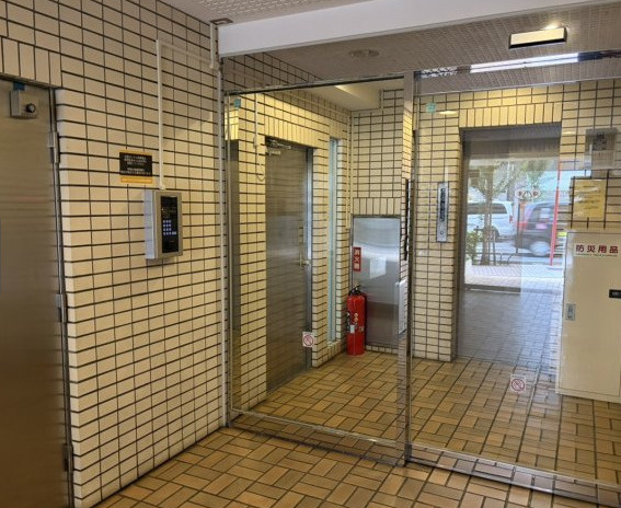 アルス三軒茶屋の外観