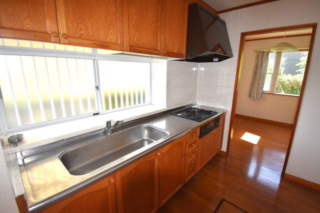 名取市ゆりが丘三丁目戸建のキッチン