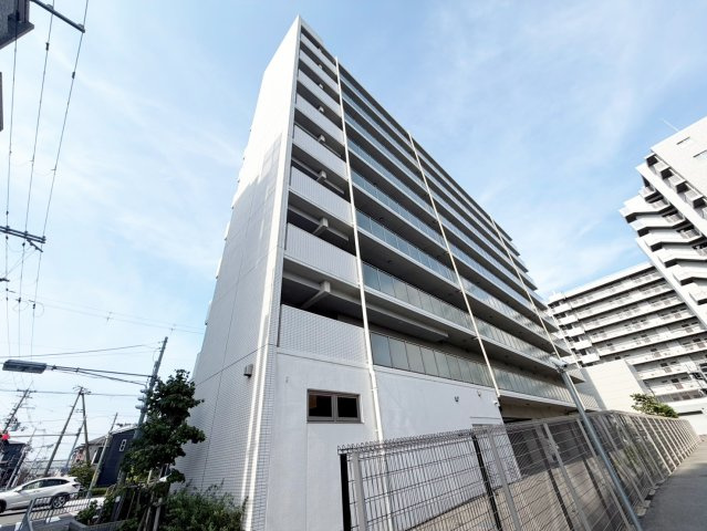 エスプレイス江坂レジデンスの外観