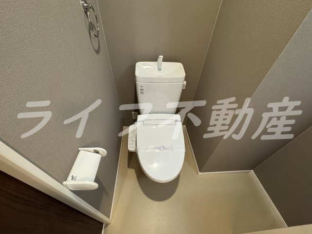 リビングライフ長瀬WESTのトイレ|清潔感のあるトイレです