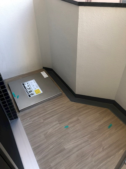 【バルコニー】