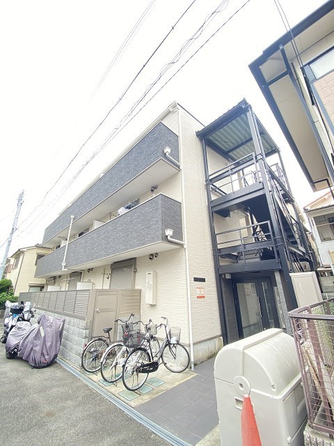 ノイヴェル出屋敷