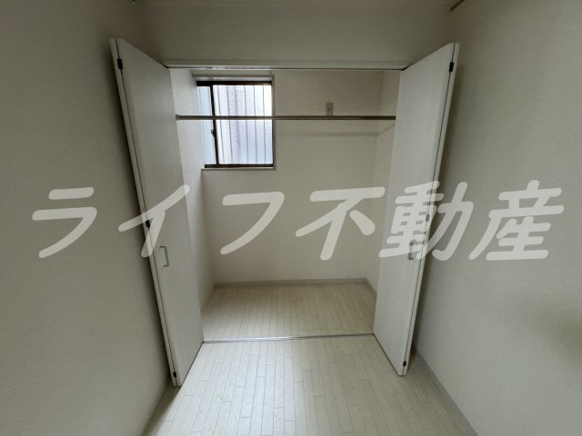 ルネシャレードの収納|こまごまとしたものを収納できそうですね