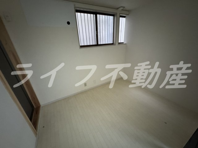 ルネシャレードの洋室|明るい洋室です