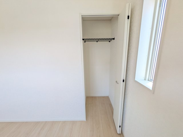 東海村亀下　第1　新築戸建て　2号棟の収納