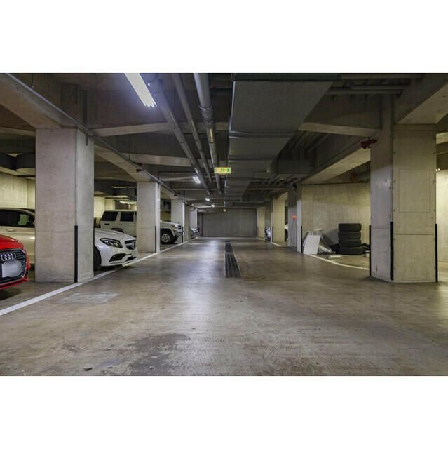 オーロヴェルデ田園調布の駐車場