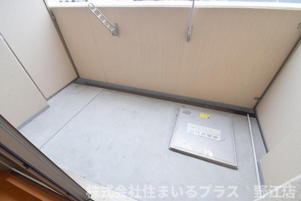 エス・キュート城東中央のバルコニー