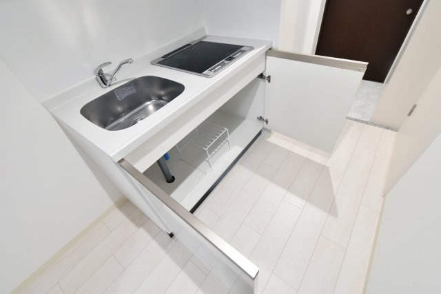 THE RESIDENCE Nのキッチン|キッチン収納