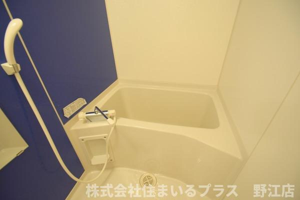 エス・キュート城東中央の浴室