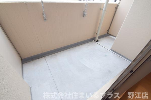 エス・キュート城東中央のバルコニー