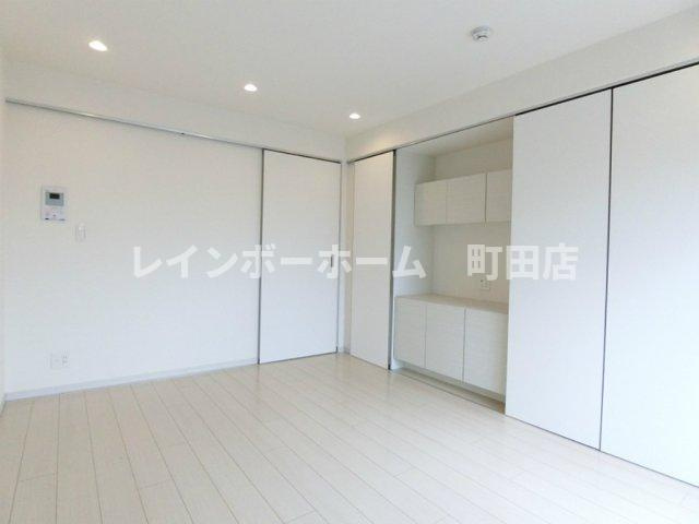 リブリ・湘南シティ※初期費用分割あと払いサービス利用可能物件の居間・リビング