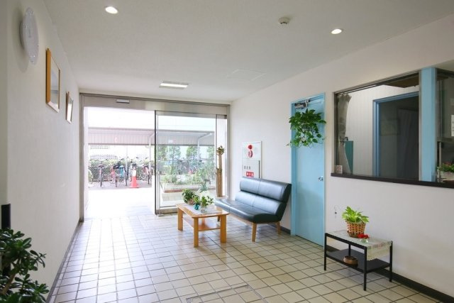 新中野駅上プラザのエントランス|毎日通るエントランスはこのようになっています