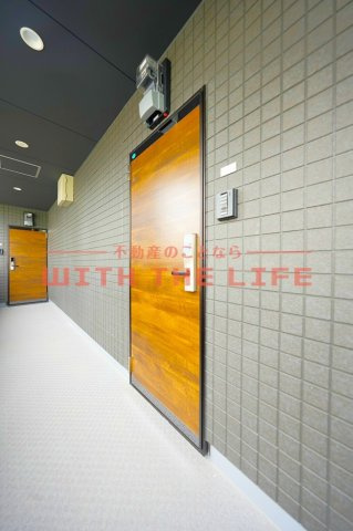 ラシックランテ・エテセゾン【キャッシュバック対象の物件】の玄関|きれいな玄関です