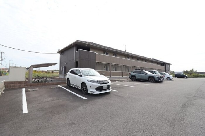 ショコラの駐車場|駐車場