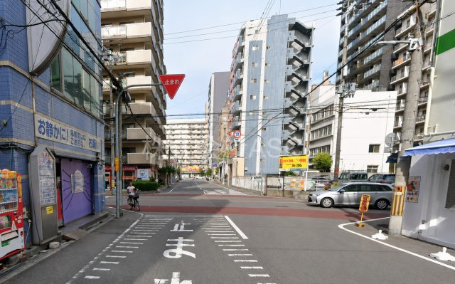 吉田ビル 貸店舗・事務所の周辺