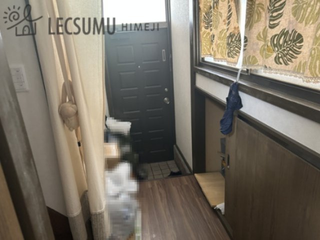 姫路市飾磨区英賀宮町2丁目/中古戸建の玄関