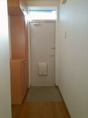 【玄関】 | クローバＢ | 玄関です