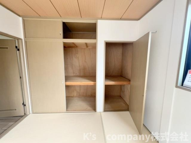 ◎高座郡寒川町倉見　中古戸建のその他|和室の押入れ収納☆来客用の布団や季節物のお布団などの保管にも便利な収納◇