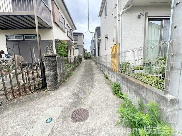 ◎高座郡寒川町倉見　中古戸建の駐車場|駐車スペース◇