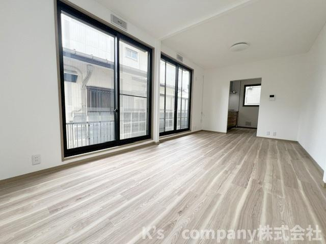 ◎高座郡寒川町倉見　中古戸建のその他|ゆったりとした広さのリビング☆